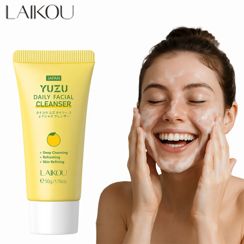 Deep Cleansing Foam (Vitamin C Cleanser)